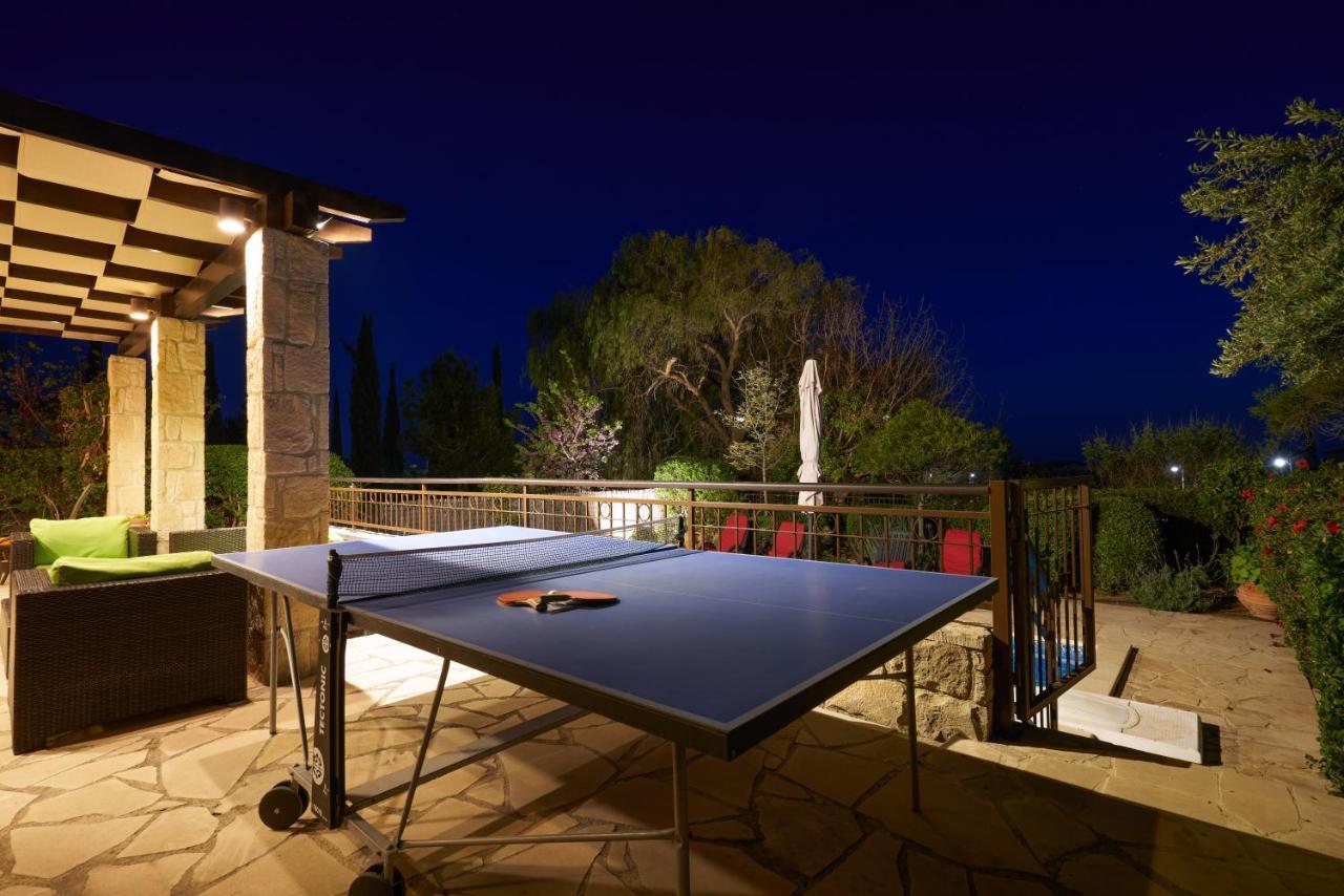 3 Bedroom Villa Madelini With Private Pool, Aphrodite Hills Resort Kouklia Exterior foto