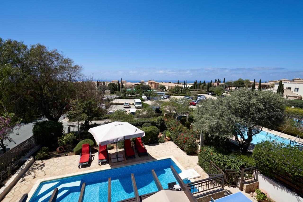 3 Bedroom Villa Madelini With Private Pool, Aphrodite Hills Resort Kouklia Exterior foto