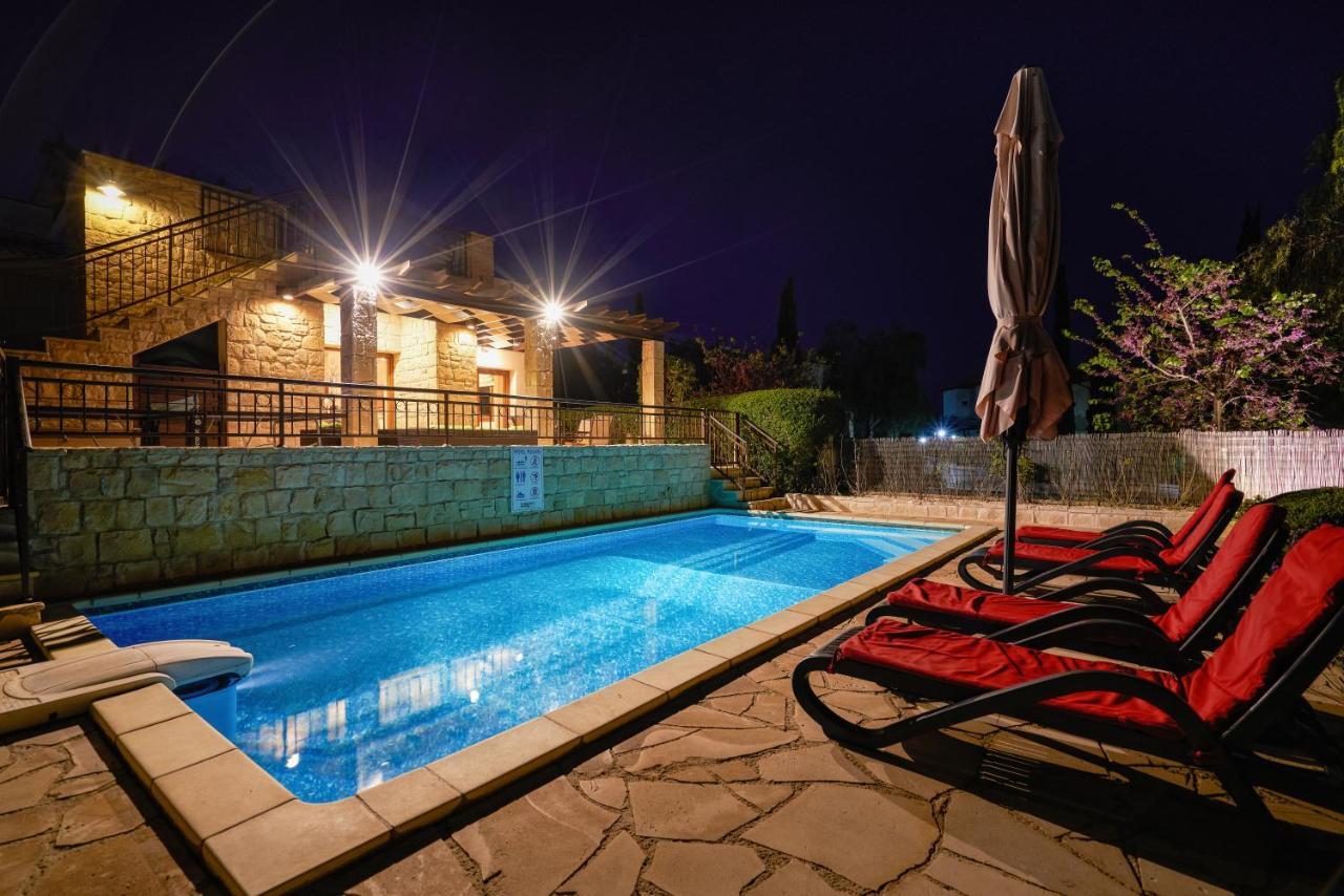 3 Bedroom Villa Madelini With Private Pool, Aphrodite Hills Resort Kouklia Exterior foto