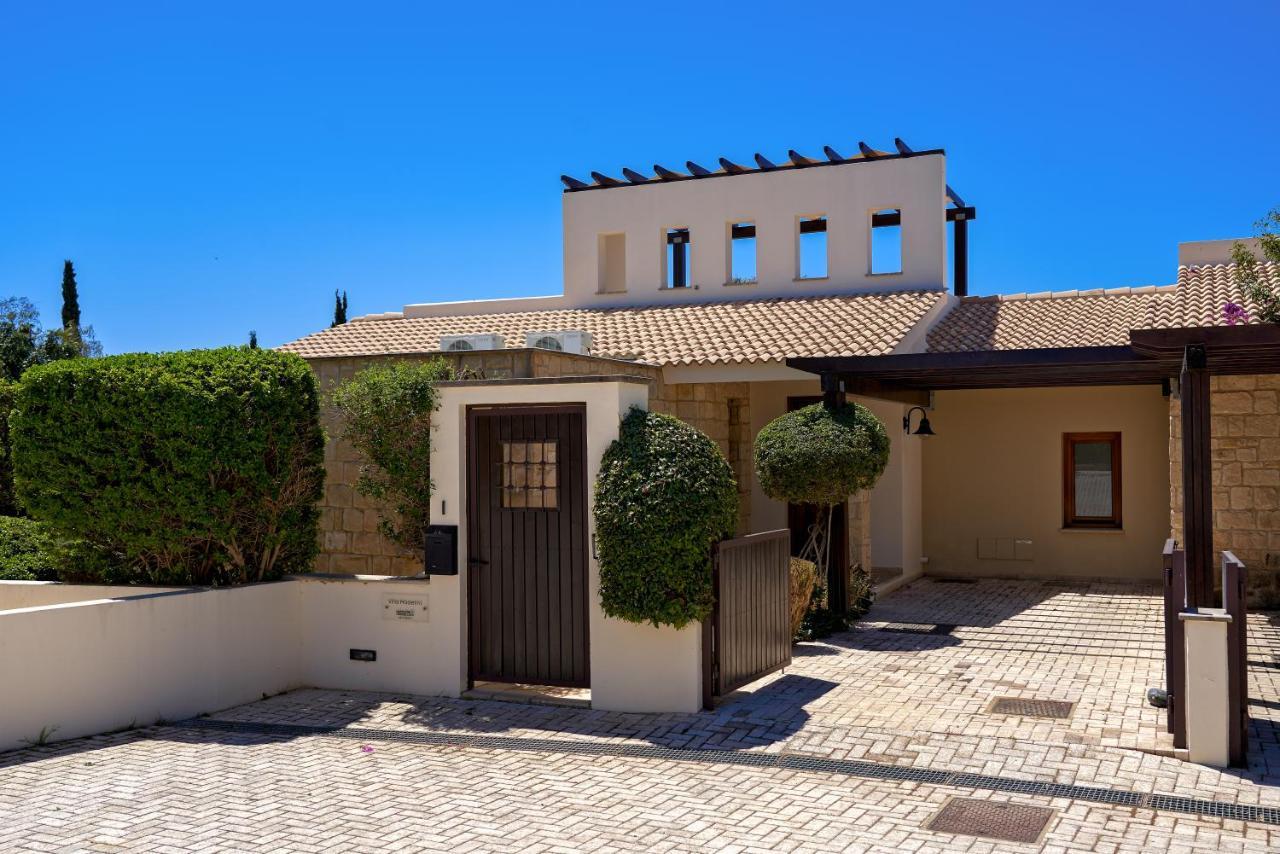 3 Bedroom Villa Madelini With Private Pool, Aphrodite Hills Resort Kouklia Exterior foto
